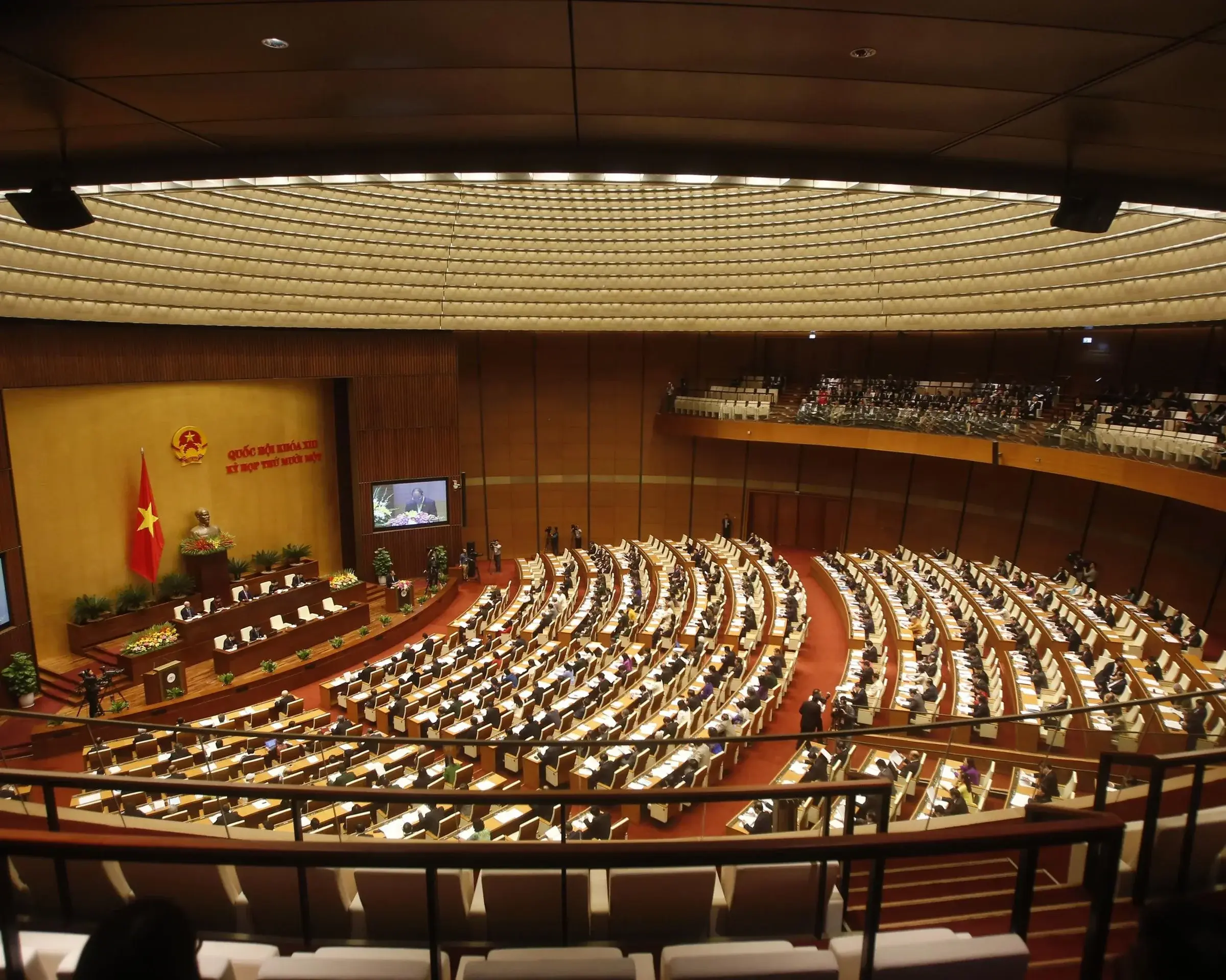 Vietnam Exempts 3 Fuel Taxes: The VND 7,300B/Month Trade-Off