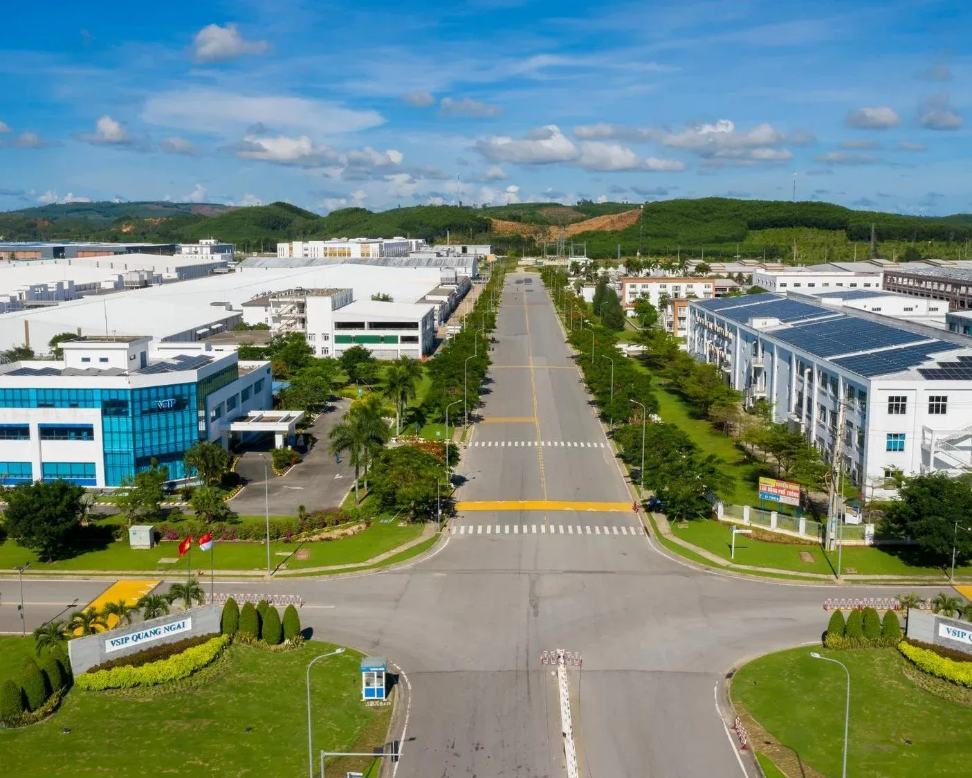 FDI Disbursement Hits 5-Year High, Industrial Park Stocks Diverge