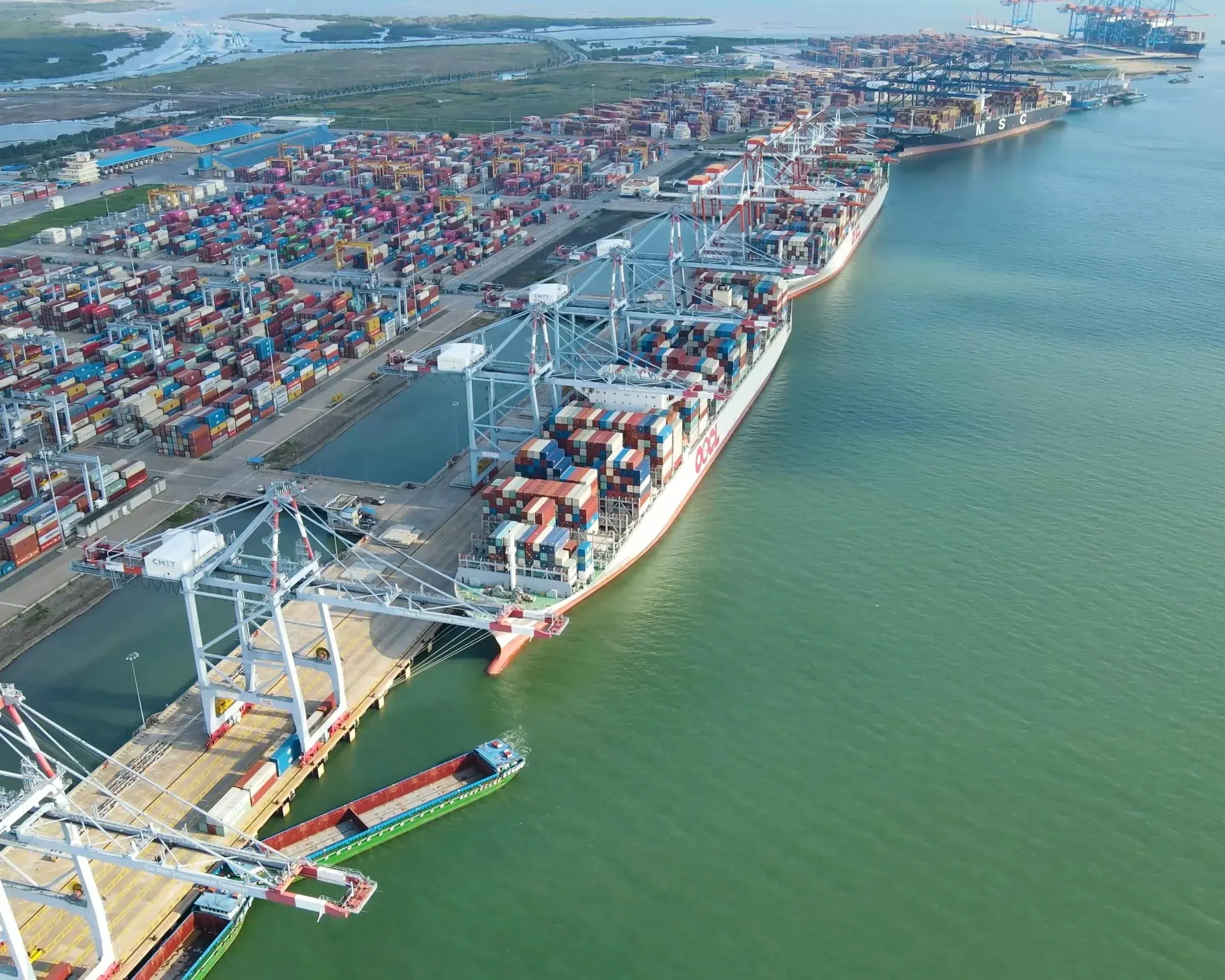 Gemadept Becomes a Group: Hormuz Decides Which 2026 Scenario Plays Out