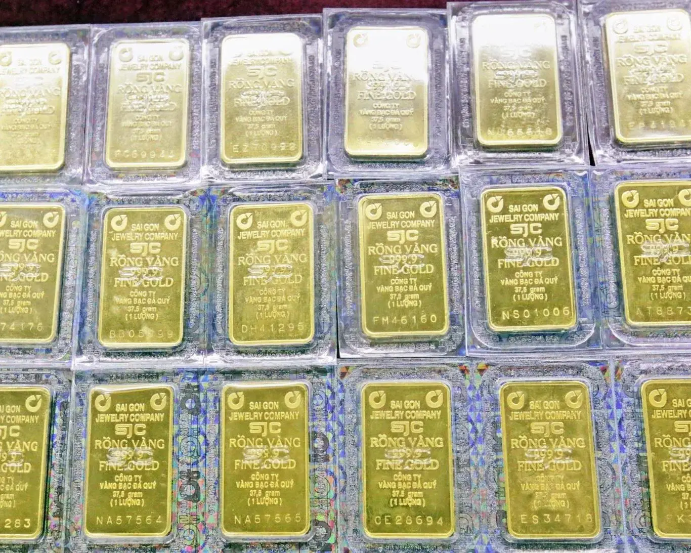 SJC Gold at VND 162M: Four Savings Channels Side by Side