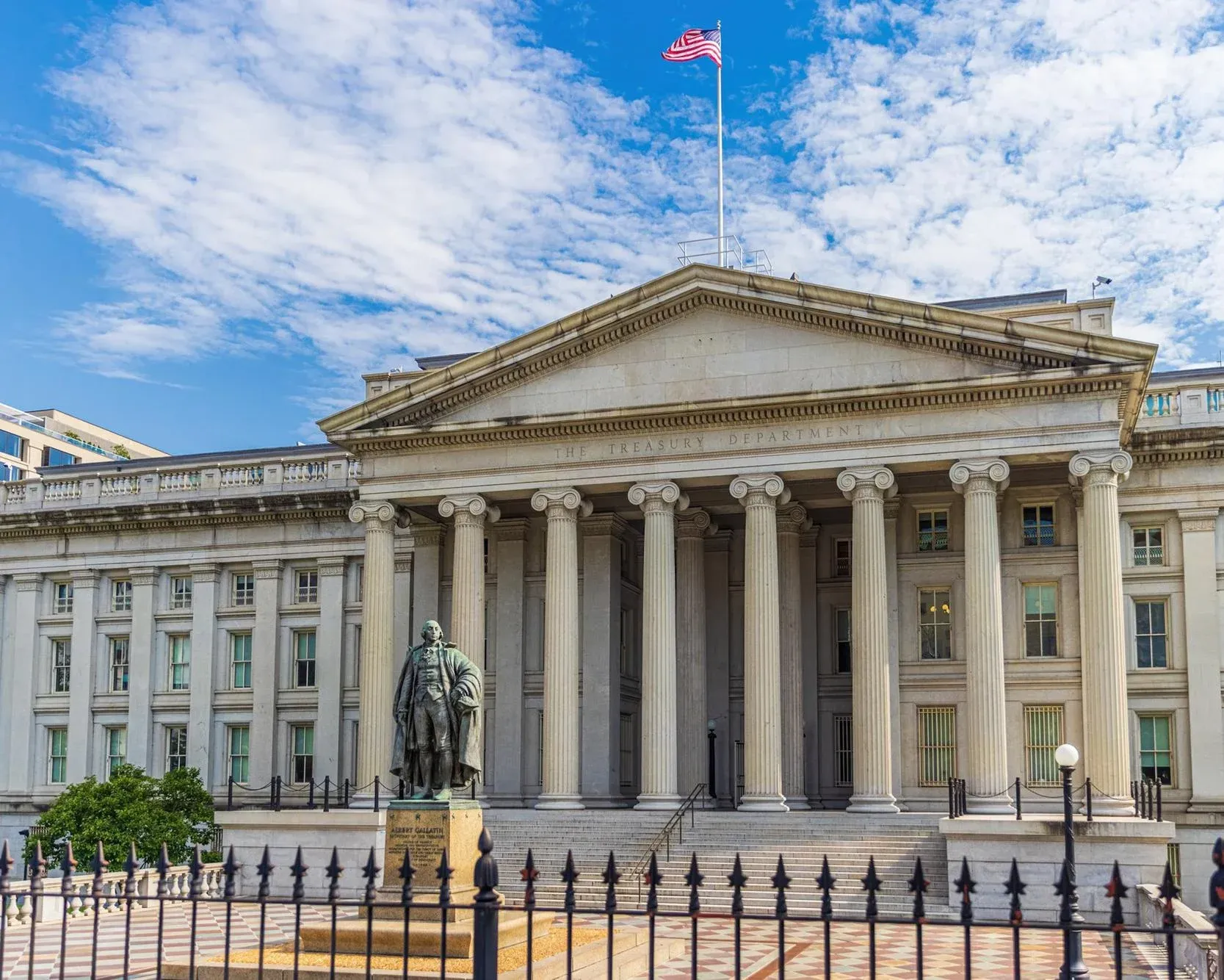 US Interest Costs Top Defense: Why Global Rates Stay High