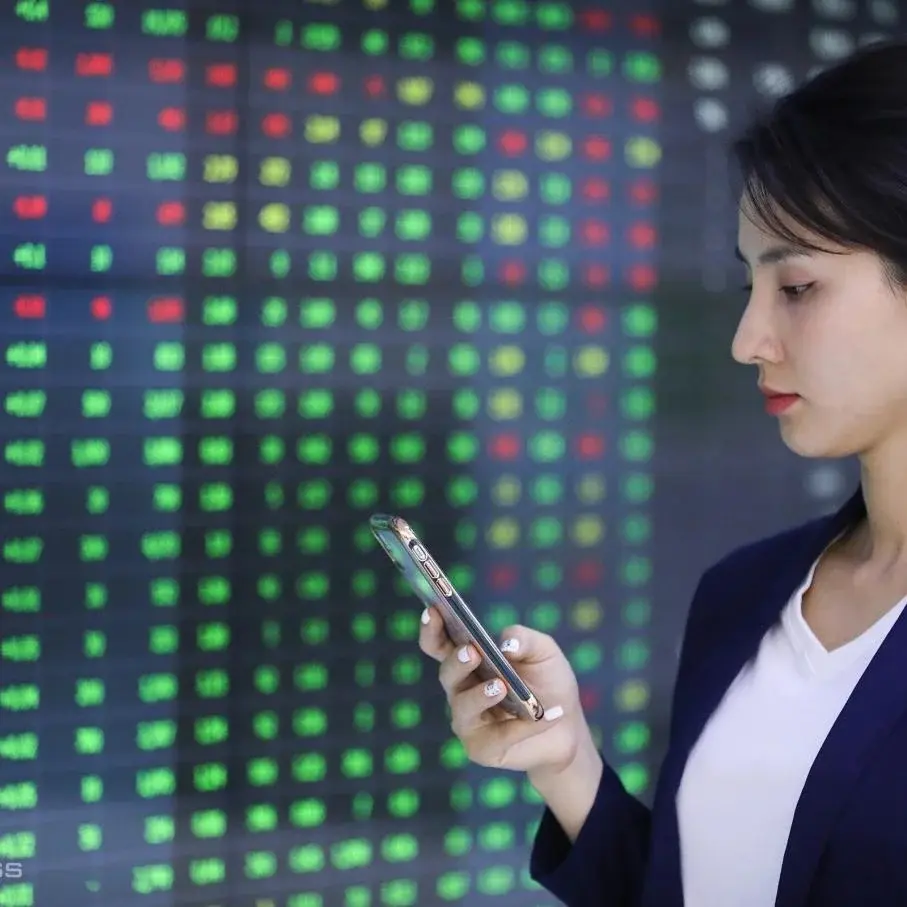 VN-Index -0.10% Masks the Week's Biggest Sector Rotation