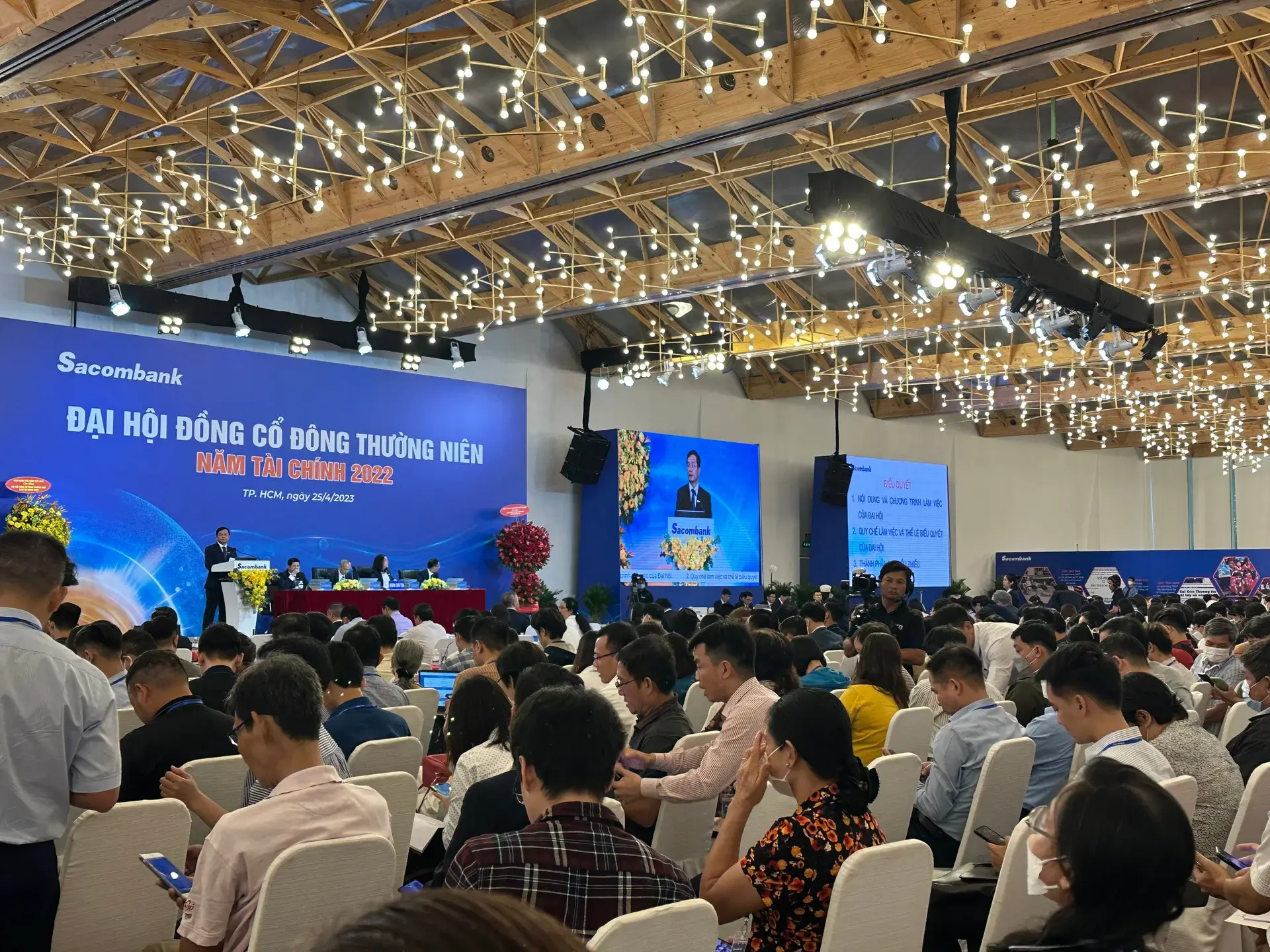 Executives Rush to Sell Shares Before AGM Season 2026 — What the Reports Don't Tell You