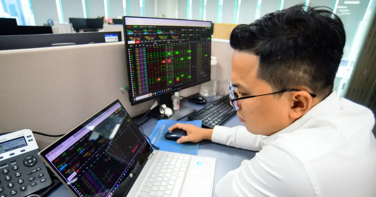 VN-Index +10.7% in April: Why F0 Portfolios Are Still in the Red