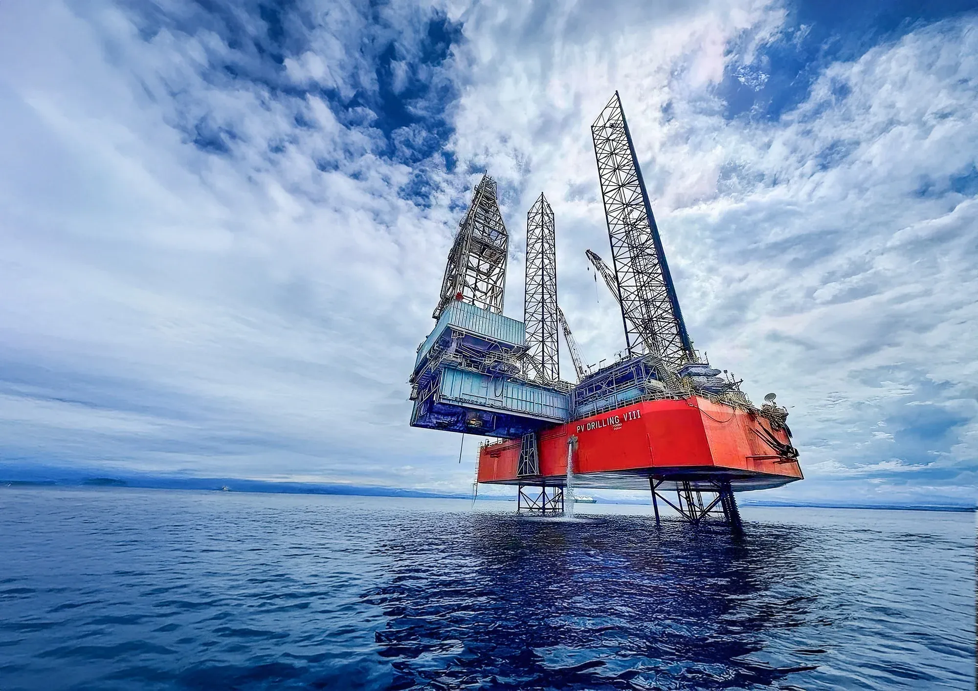 Brent Crude Reverses on US-Iran Talks, Three Stock Groups to Benefit