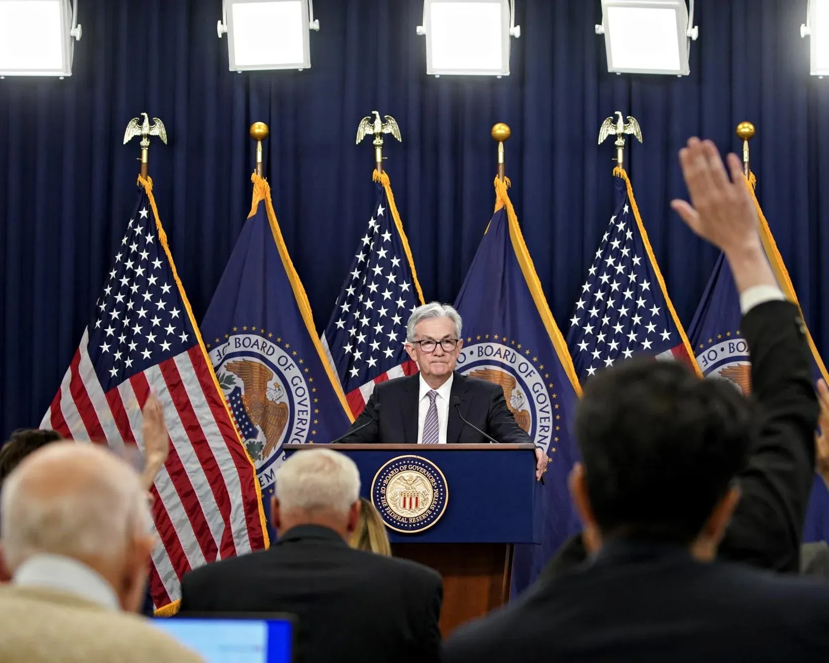 Chủ tịch Fed Jerome Powell tại cuộc họp FOMC