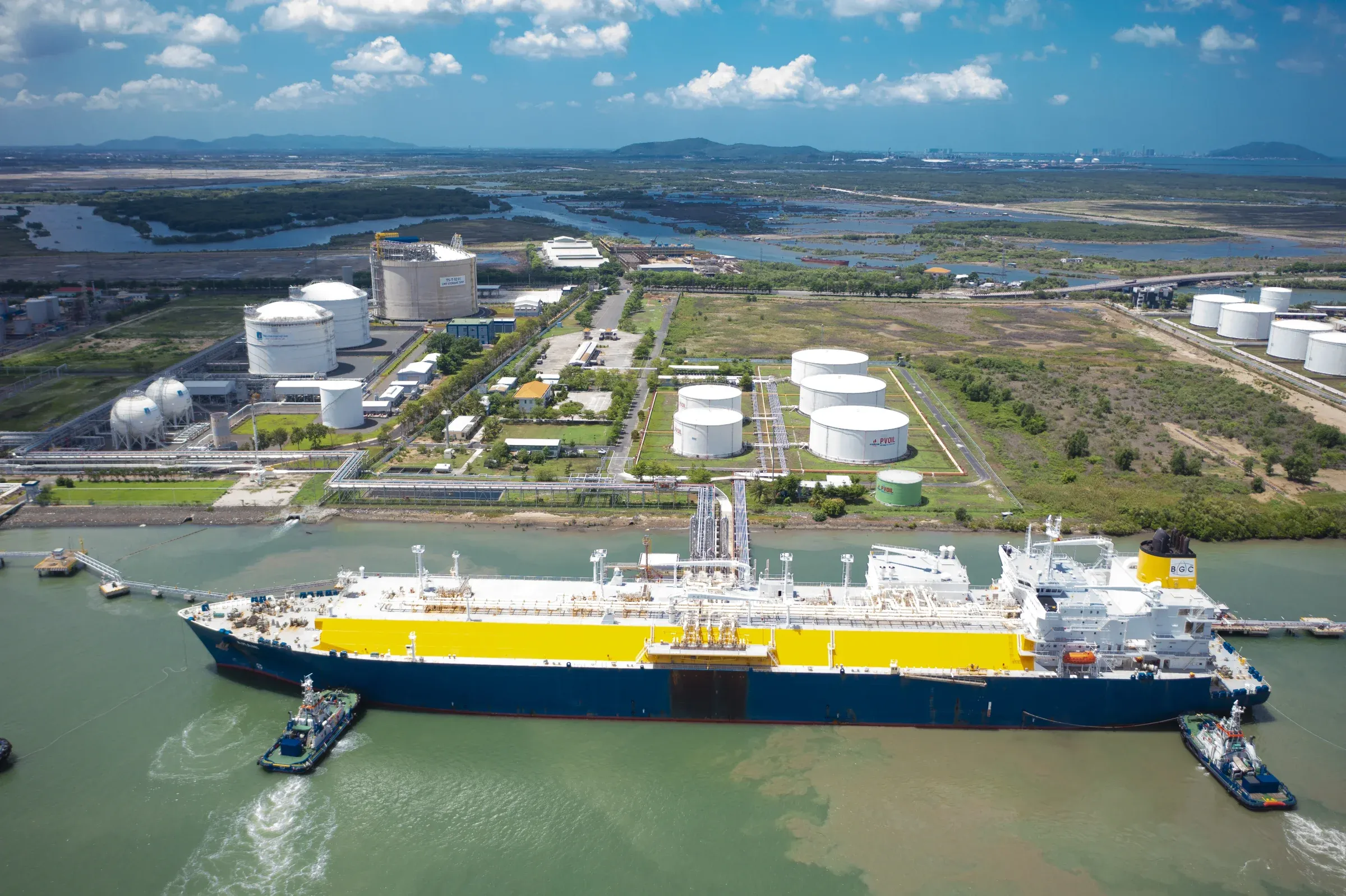 PV GAS LNG terminal — upstream operators capture Brent's gains directly