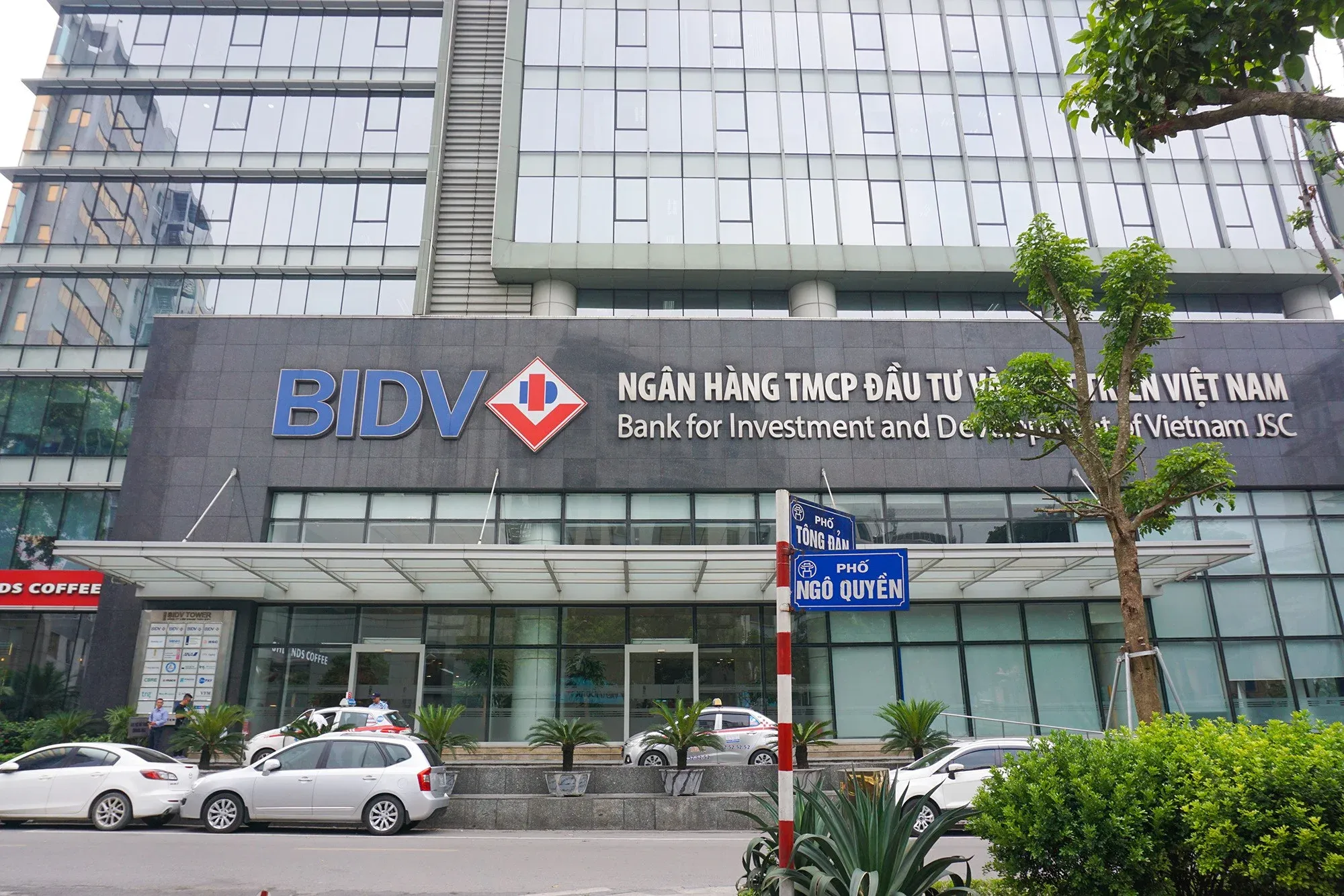 BIDV headquarters in Hanoi