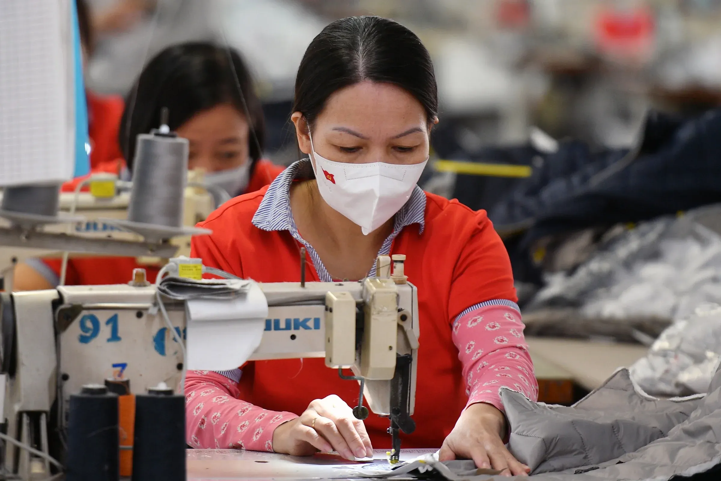 Vietnamese textile workers — the sector most vulnerable to tariffs