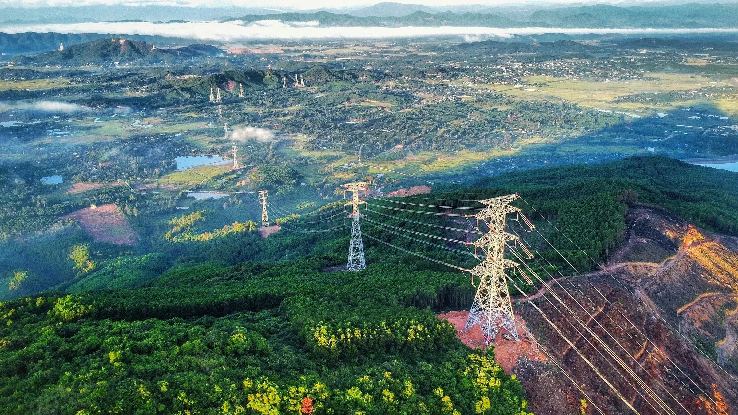 500kV transmission line in Vietnam — emblem of the construction-consulting chain