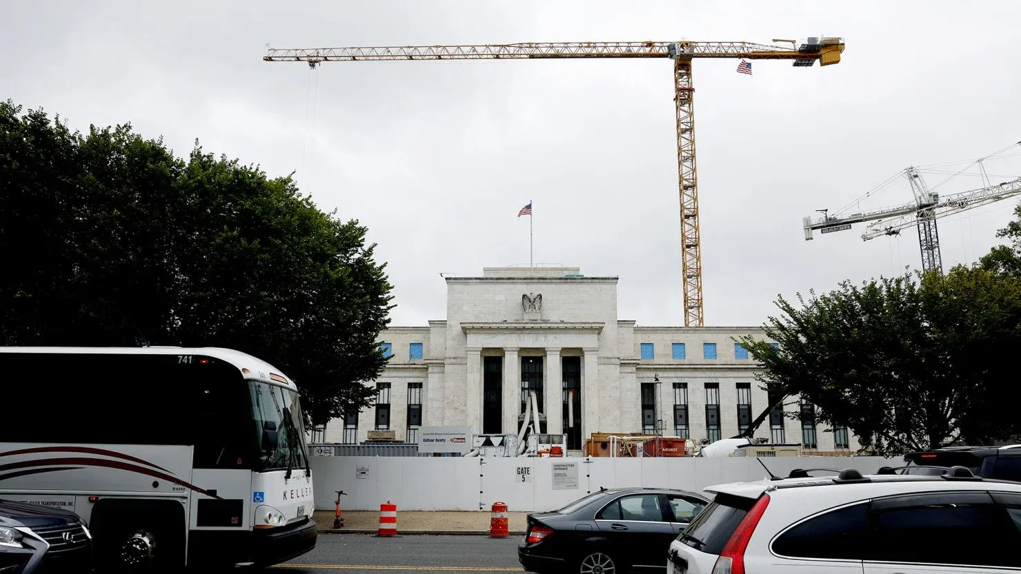The Federal Reserve headquarters in Washington: March PCE at 3.2% keeps the May rate cut door closed