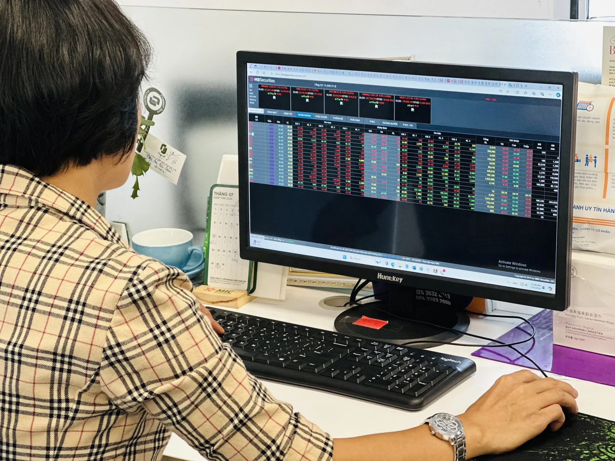 An investor monitoring the market