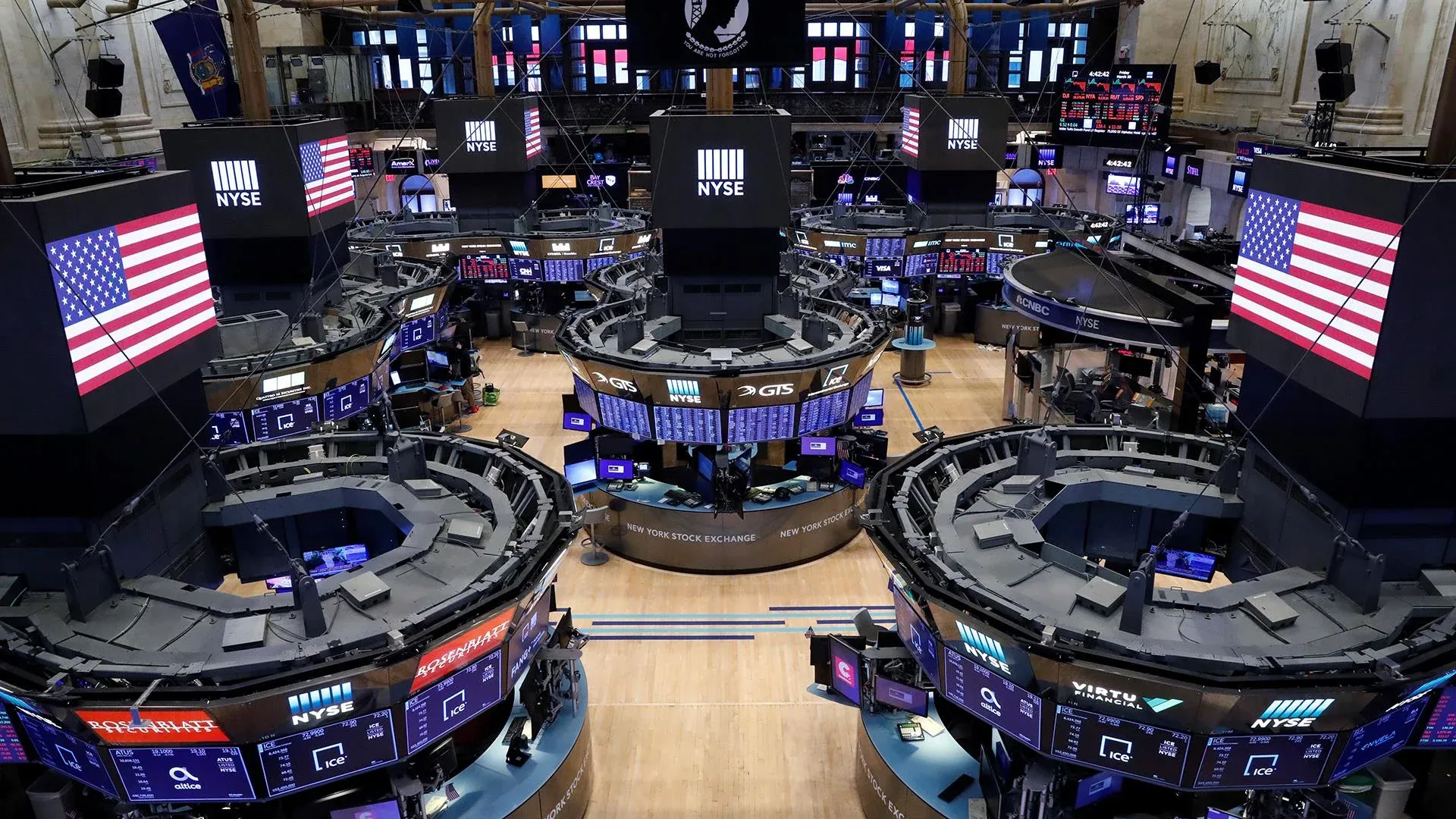 NYSE trading floor